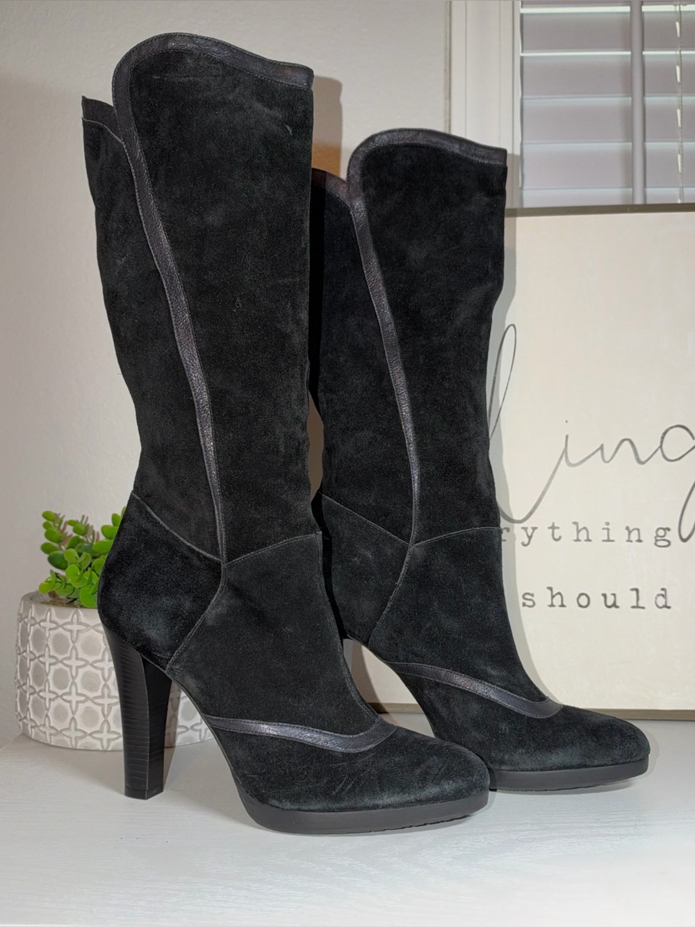 Gianni Bini Women’s 8.5M Black Suede Leather Tall Boots High Heel Knee High